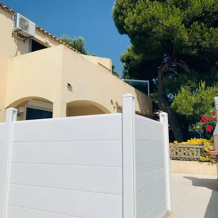 Lägenhet La Pinede *